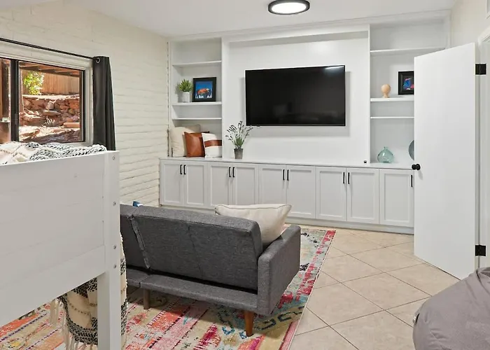 Desert Luxe Design Fun With Amazing Views For Family Casa vacanze